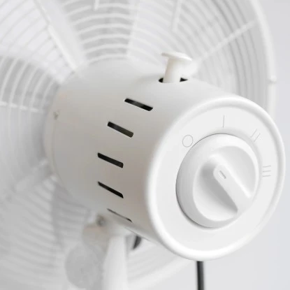 Vasner Tischventilator Ventury T Metall Mit 3 Windstufen Weiß 5 Vasner Tischventilator Ventury T Metall Mit 3 Windstufen Weiß – Bild 3